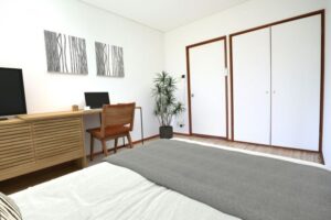 【ホームステージング】築37年で7部屋の空室を早々に4部屋改善！