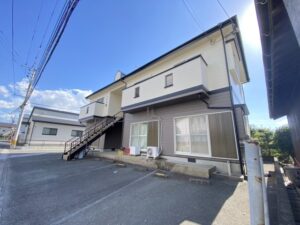 外壁塗装とシーリング打替えで雨漏りを防止！