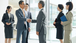 不動産管理会社のM&Aとは？ 事業承継・グループインの成功ポイントを事例で解説